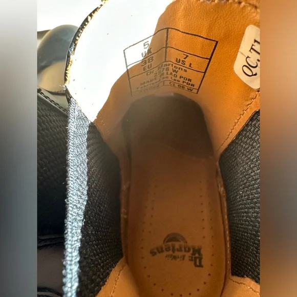 Like New Dr. Martens Airway 2976 Chelsea Boot Size 7 - Picture 8 of 11